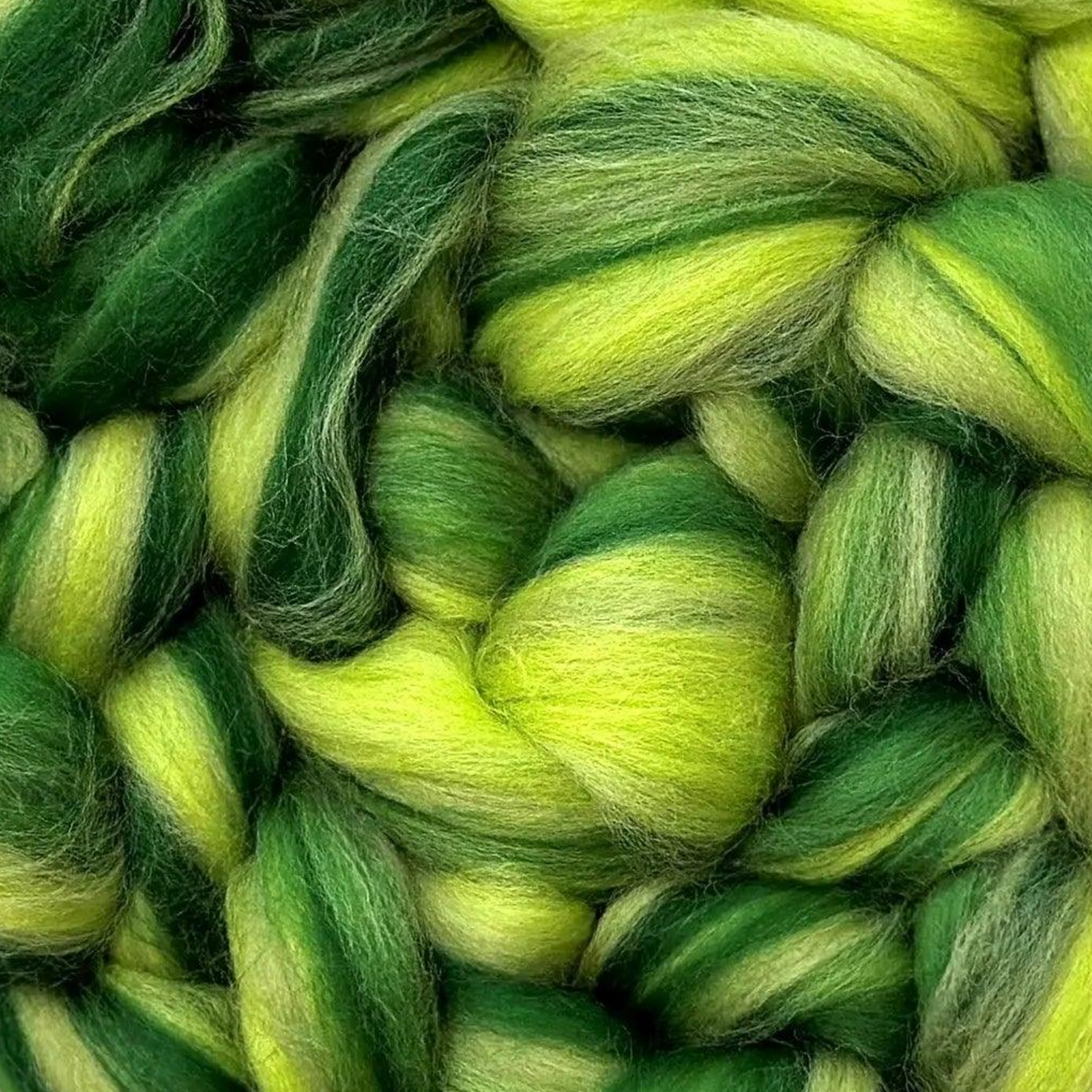 “Calm” Luminoso merino wool—fresh leaf-green blend perfect for felting sculptures & textured weaving