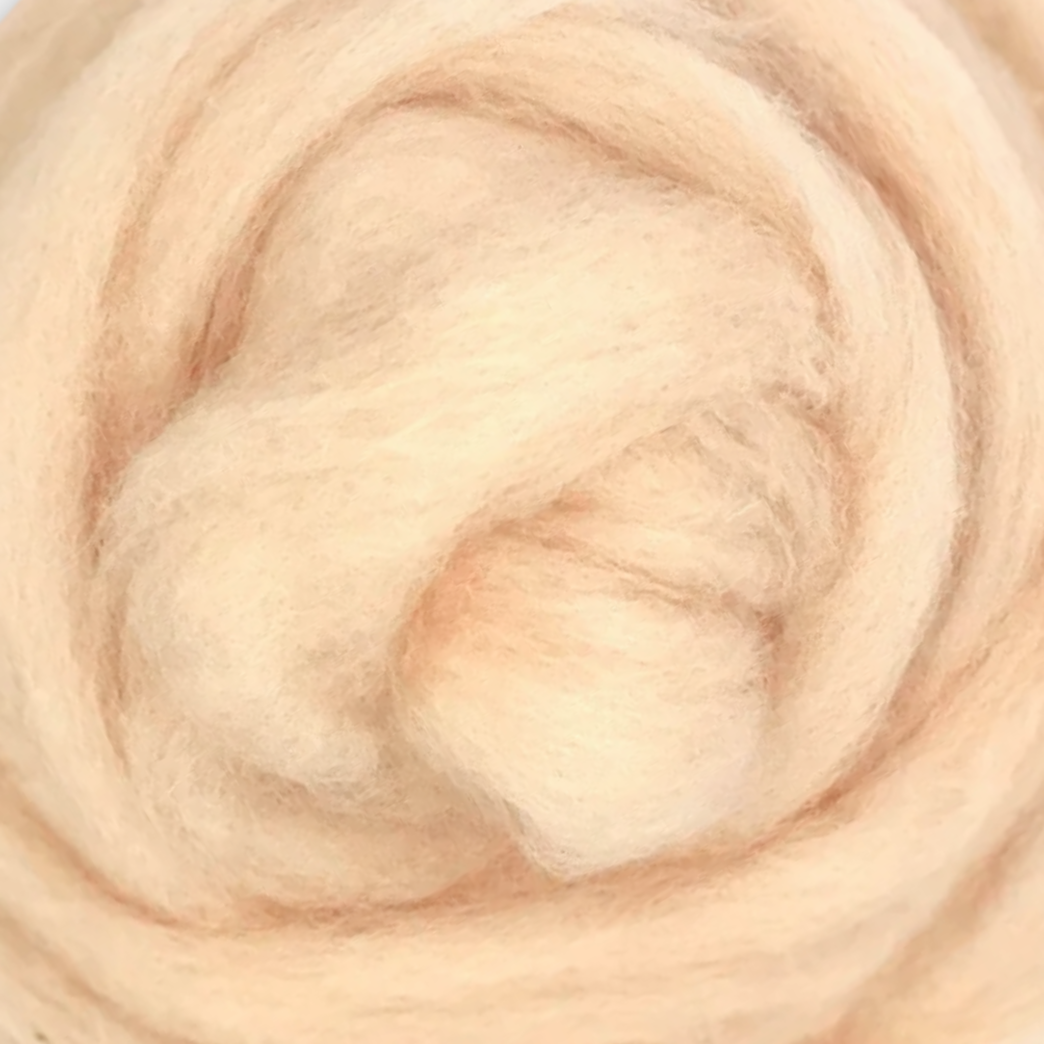 Eggshell wool sliver detail – Critter Classics Carded Corriedale Wool Sliver from Revolution Fibers, ideal for soft animal fur, felting, and fiber crafts.