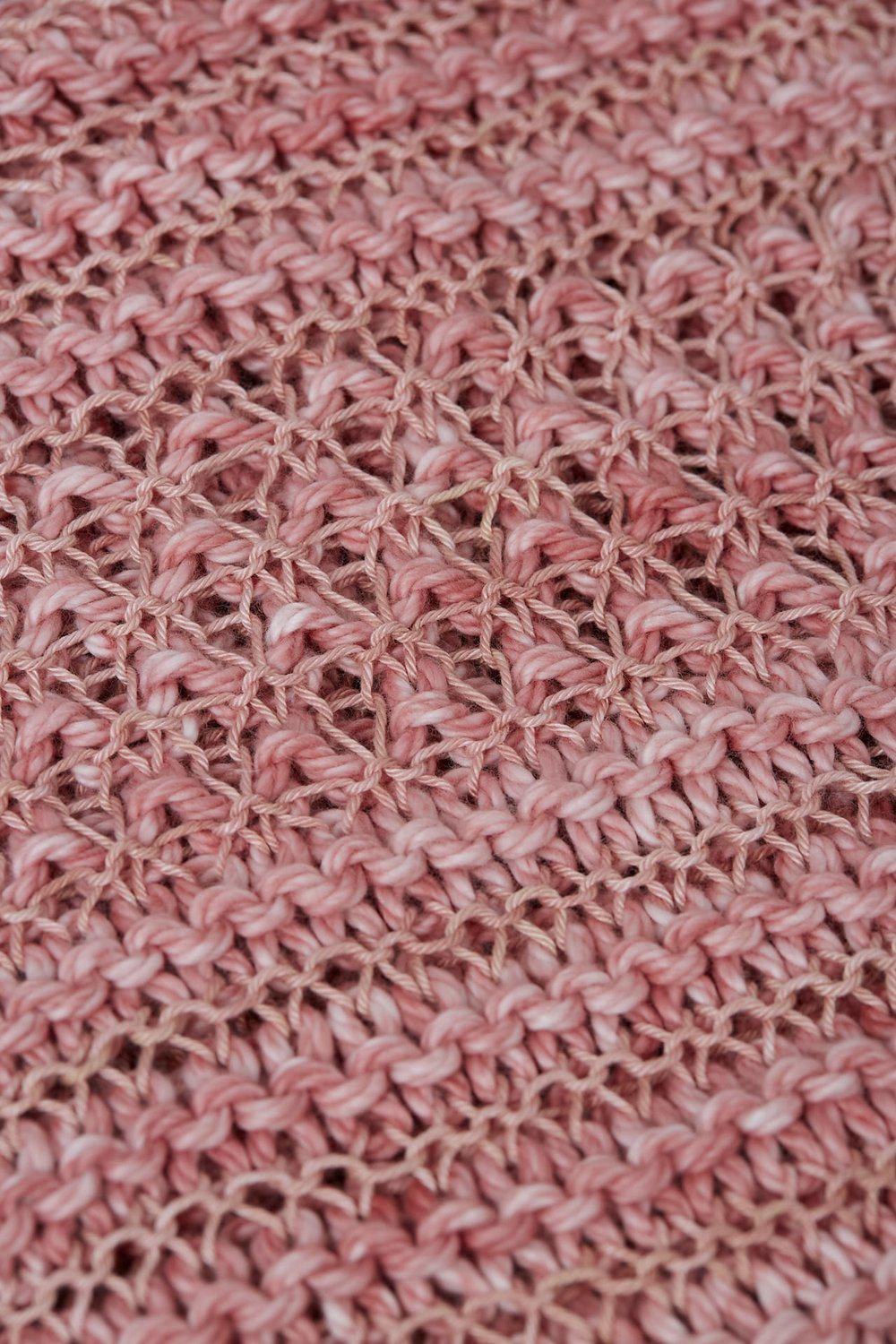 Kumru Shawl Pattern-Knitting Patterns-Urth Yarns-Revolution Fibers