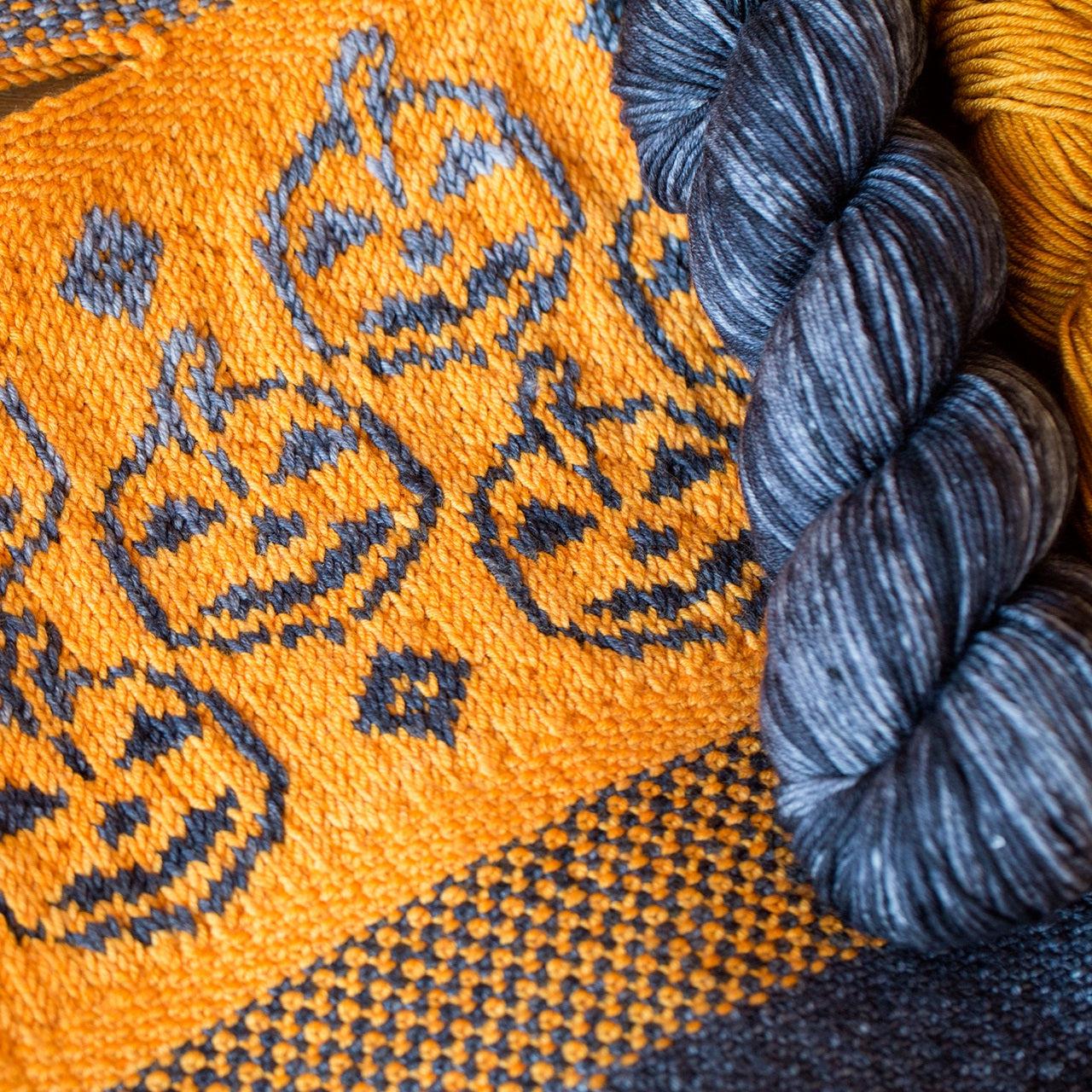 Pumpkin Trick or Treat Bag Kit-Knitting Kits-Urth Yarns-Revolution Fibers